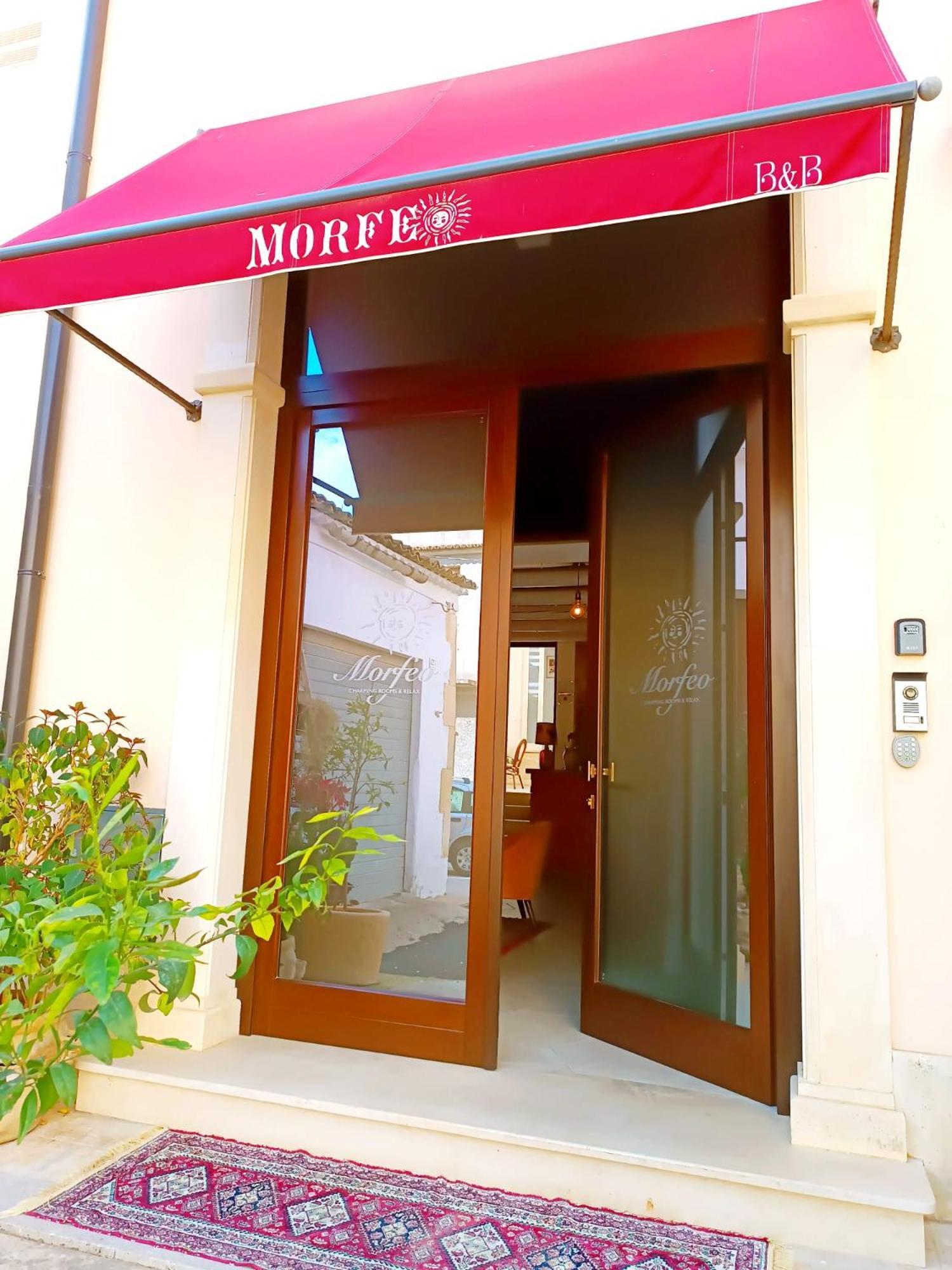 أفولا Morfeo Charming Rooms & Relax المظهر الخارجي الصورة