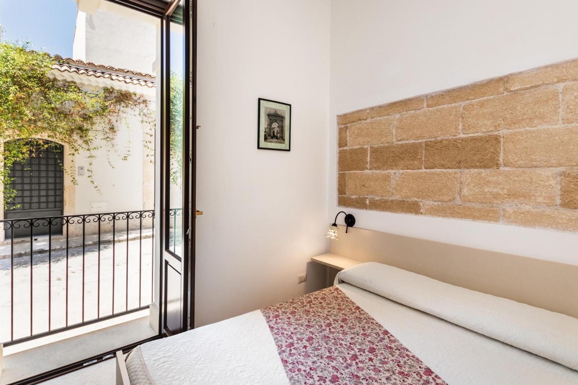 أفولا Morfeo Charming Rooms & Relax المظهر الخارجي الصورة
